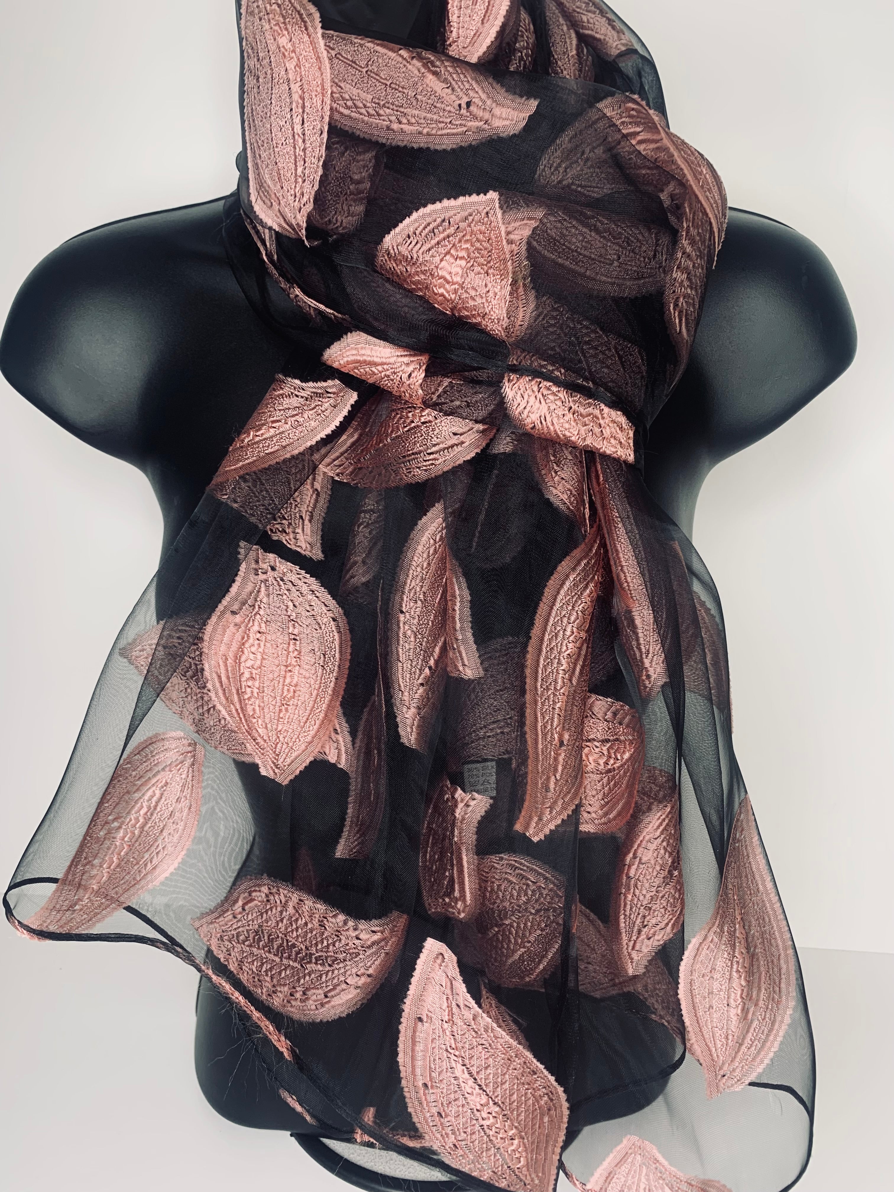 30% Silk voile scarf with leaf print in rose pink